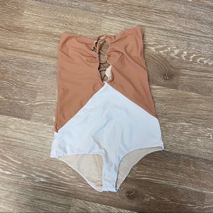 ACACIA BRONX HAUPIA/NAKED